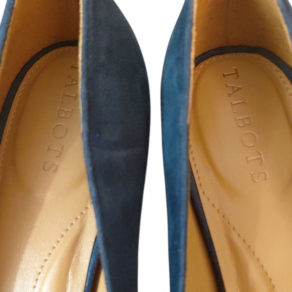 Talbots Erica Classic Blue Suede Heels Pointed Toe Kirren Heel Pumps Size 9 - Picture 5 of 10